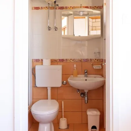 Sandra, Guest house Makarska