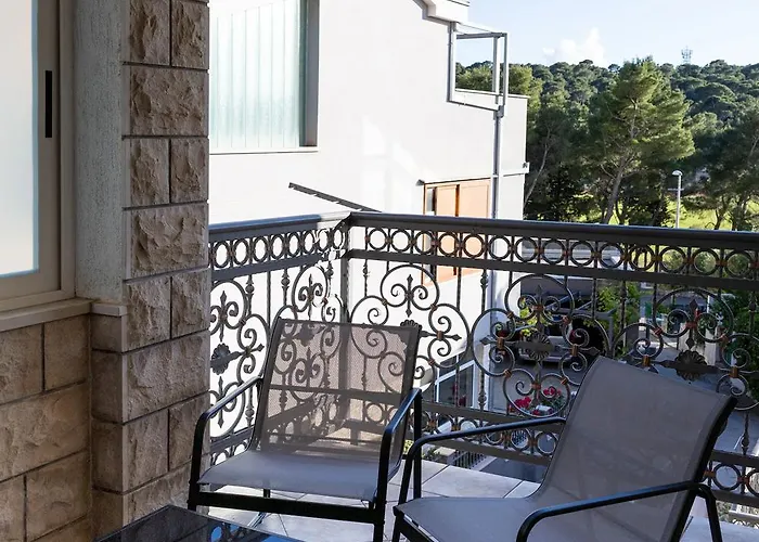 Sandra, Makarska